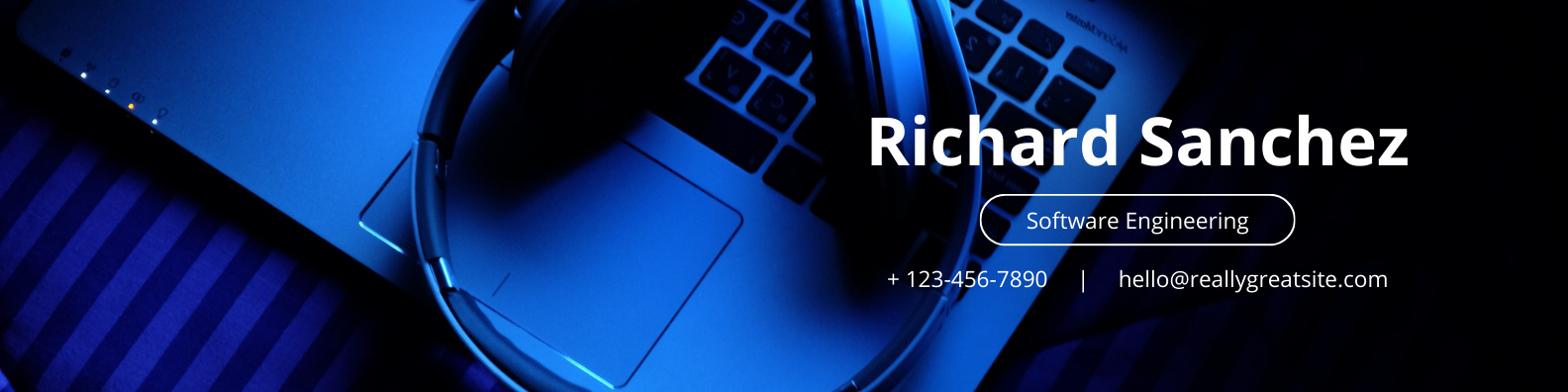 Blue Modern Corporate Staff Profile LinkedIn Banner (1)